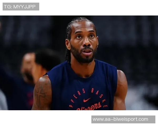 快船备战广州训练照曝光保罗小卡哈登科林斯齐聚场上展现默契